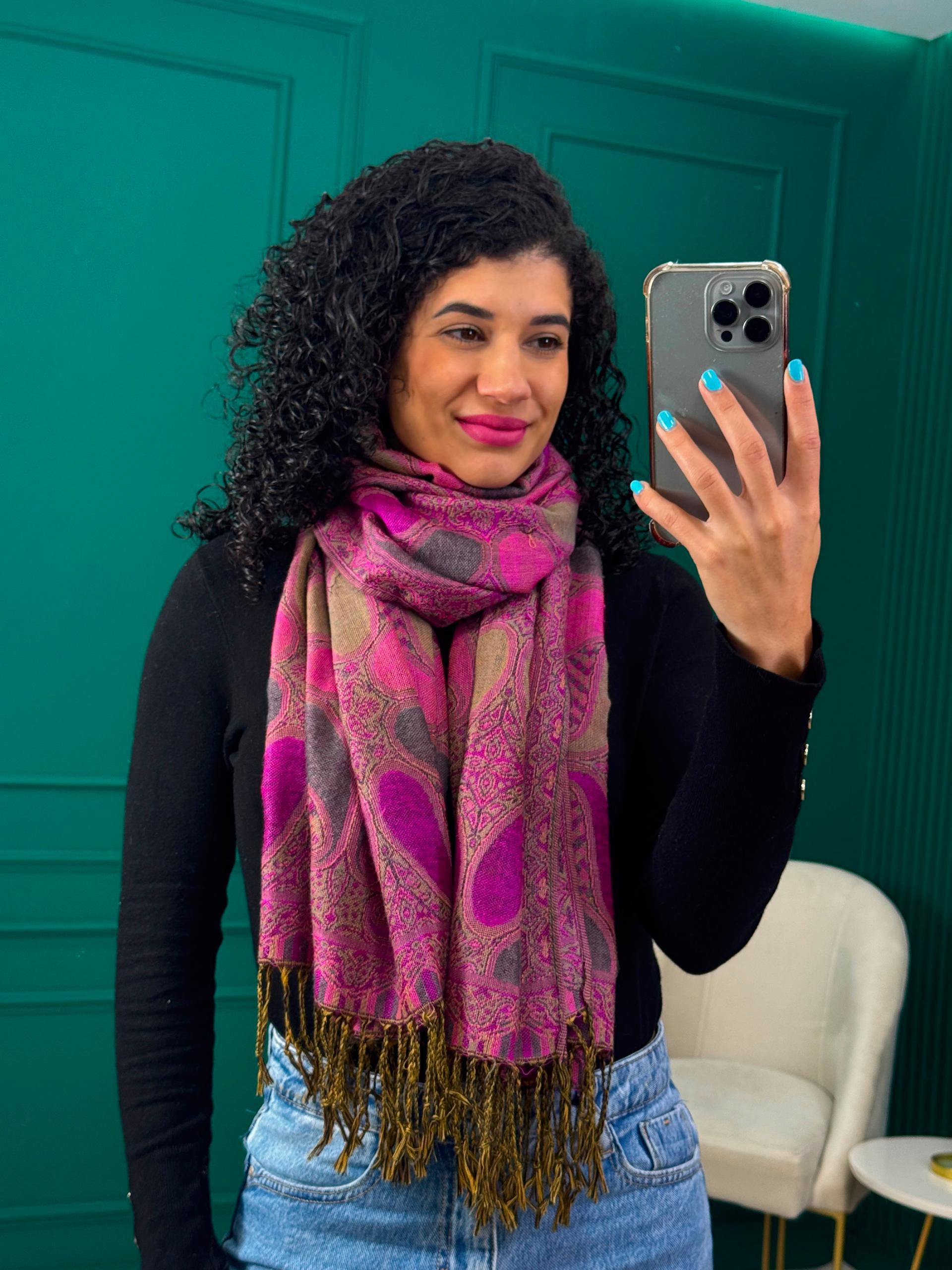Cachecol Rosa em 70%Pashmina e 30%Seda com Estampa Paisley