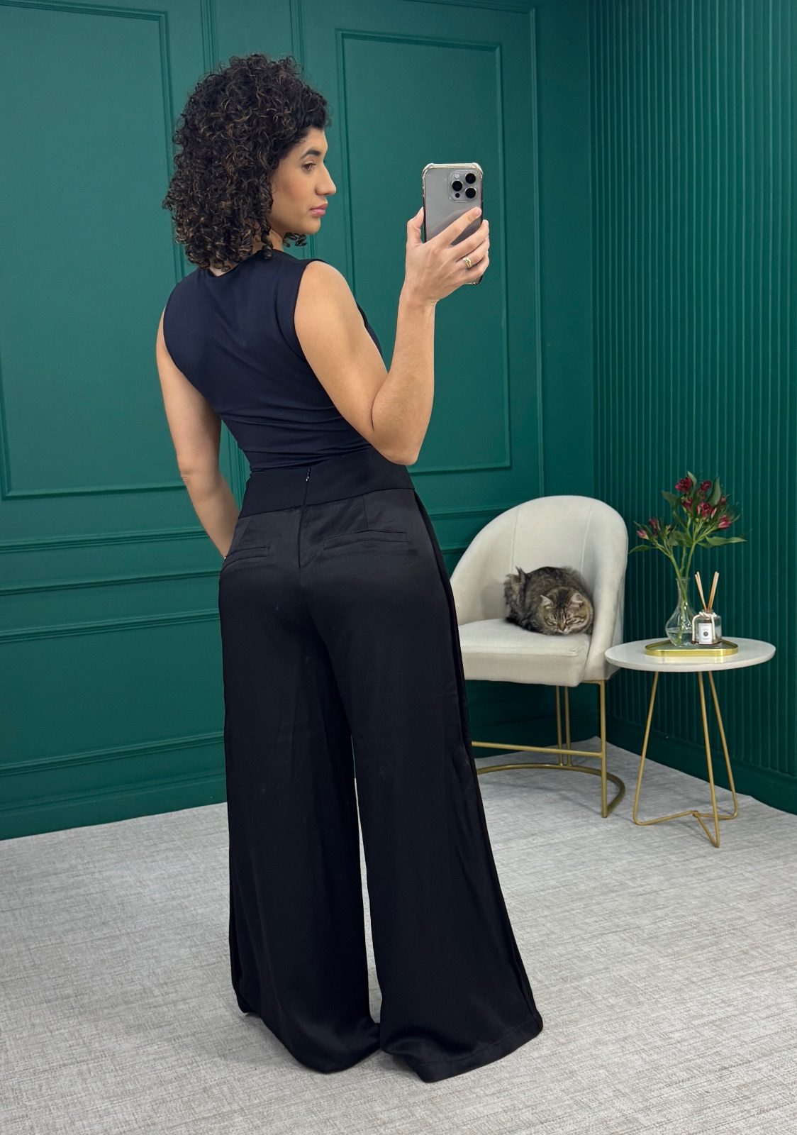 Calça Pantalona Preta em Acetato e Viscose - Forum