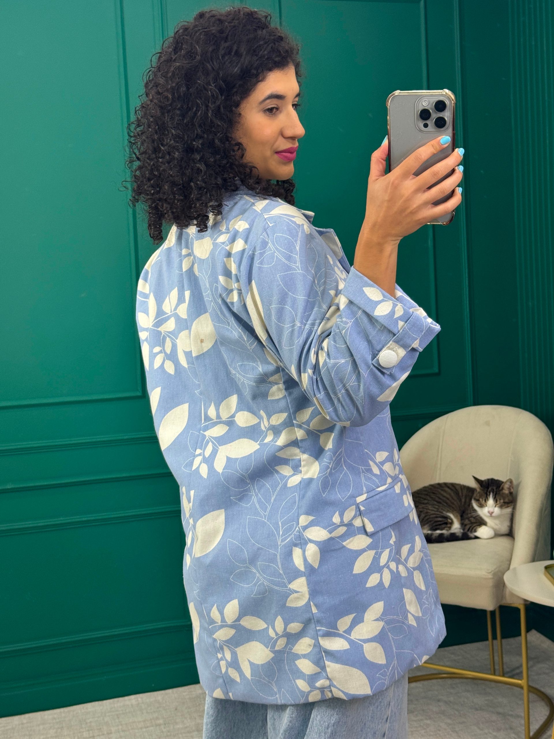 Blazer Alongado Azul claro Floral  em algodão Hadassa