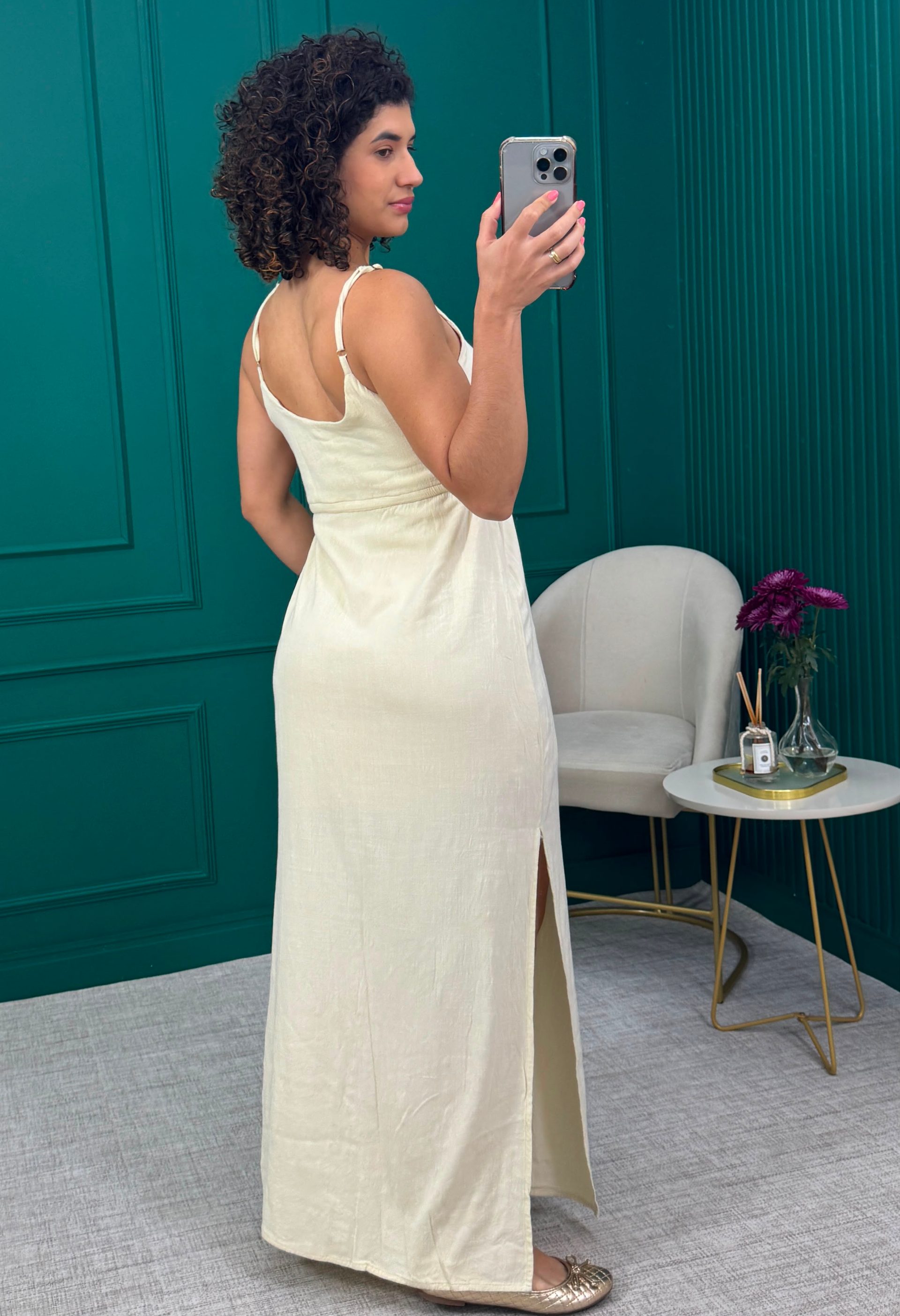 Vestido Longo Manteiga em Viscose com Forro - Aurora