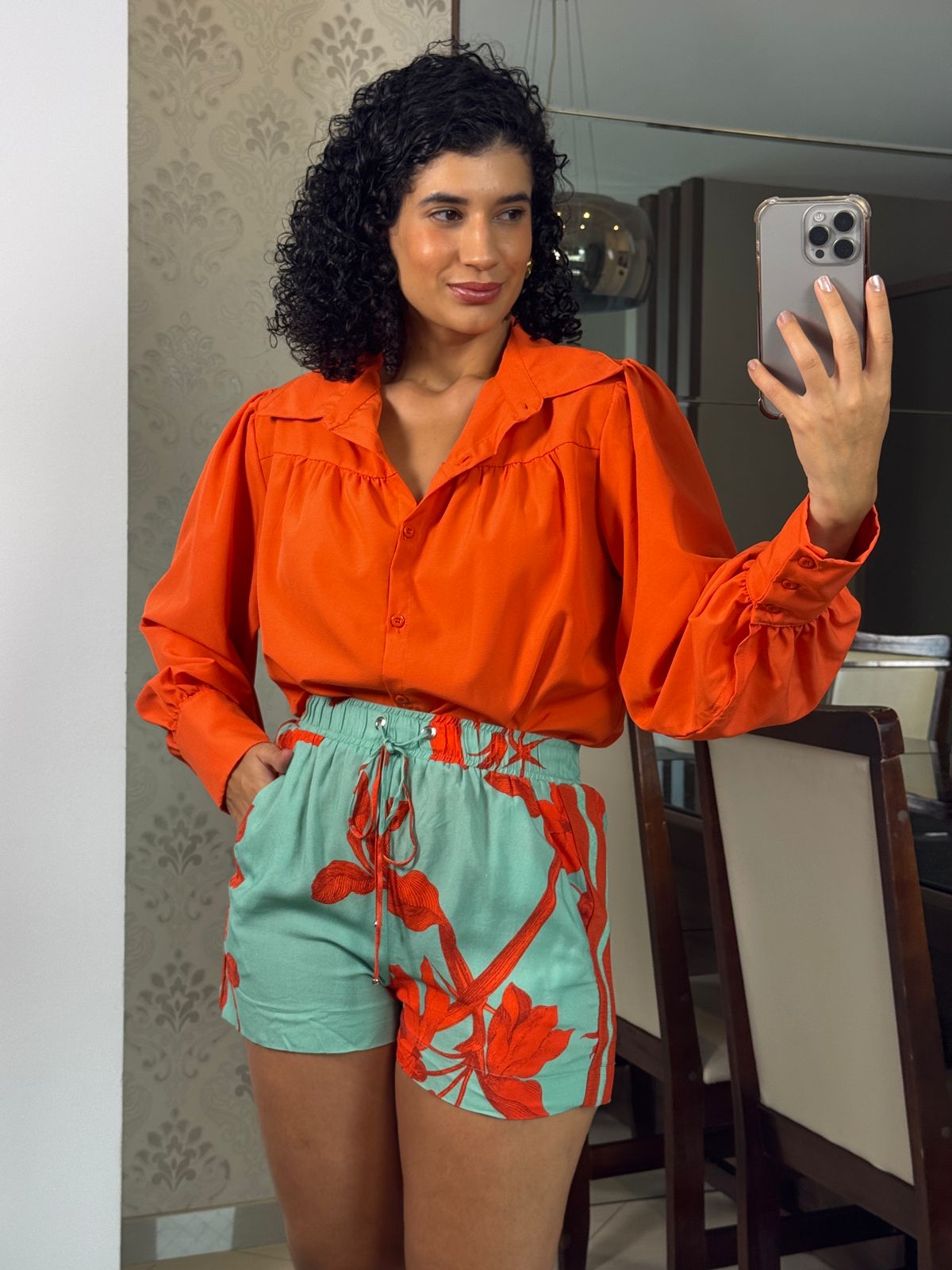 Shorts viscose estampado verde e laranja - A cult