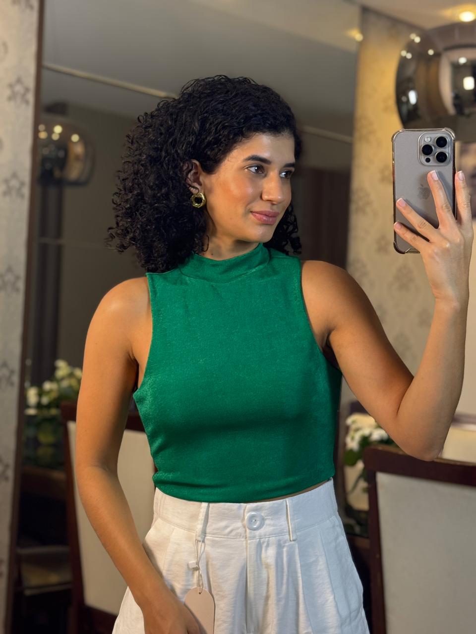 Cropped Verde com Gola e Leve Brilho - CHUÁ
