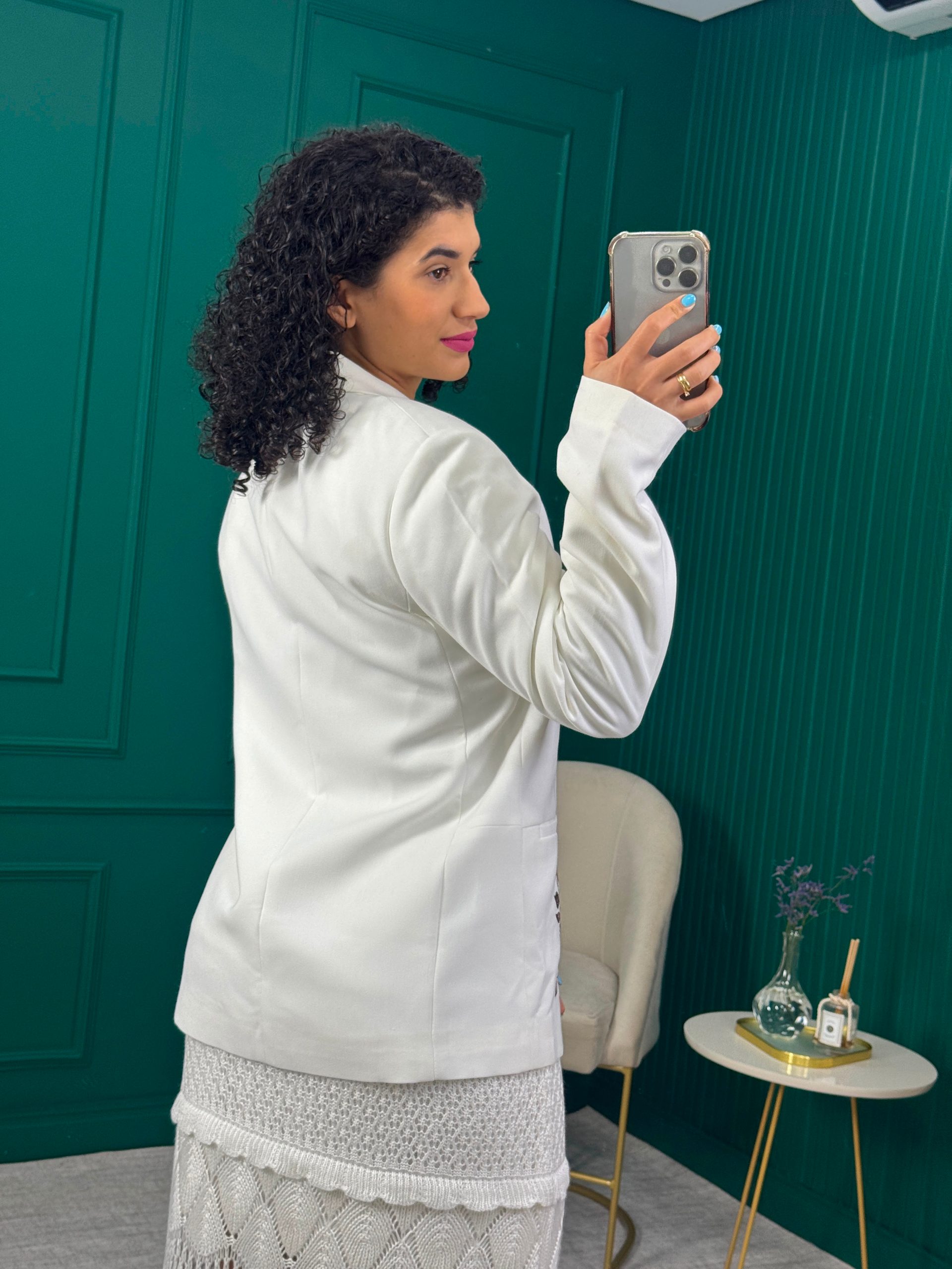 Blazer Alongado Off White Bordado Colcci