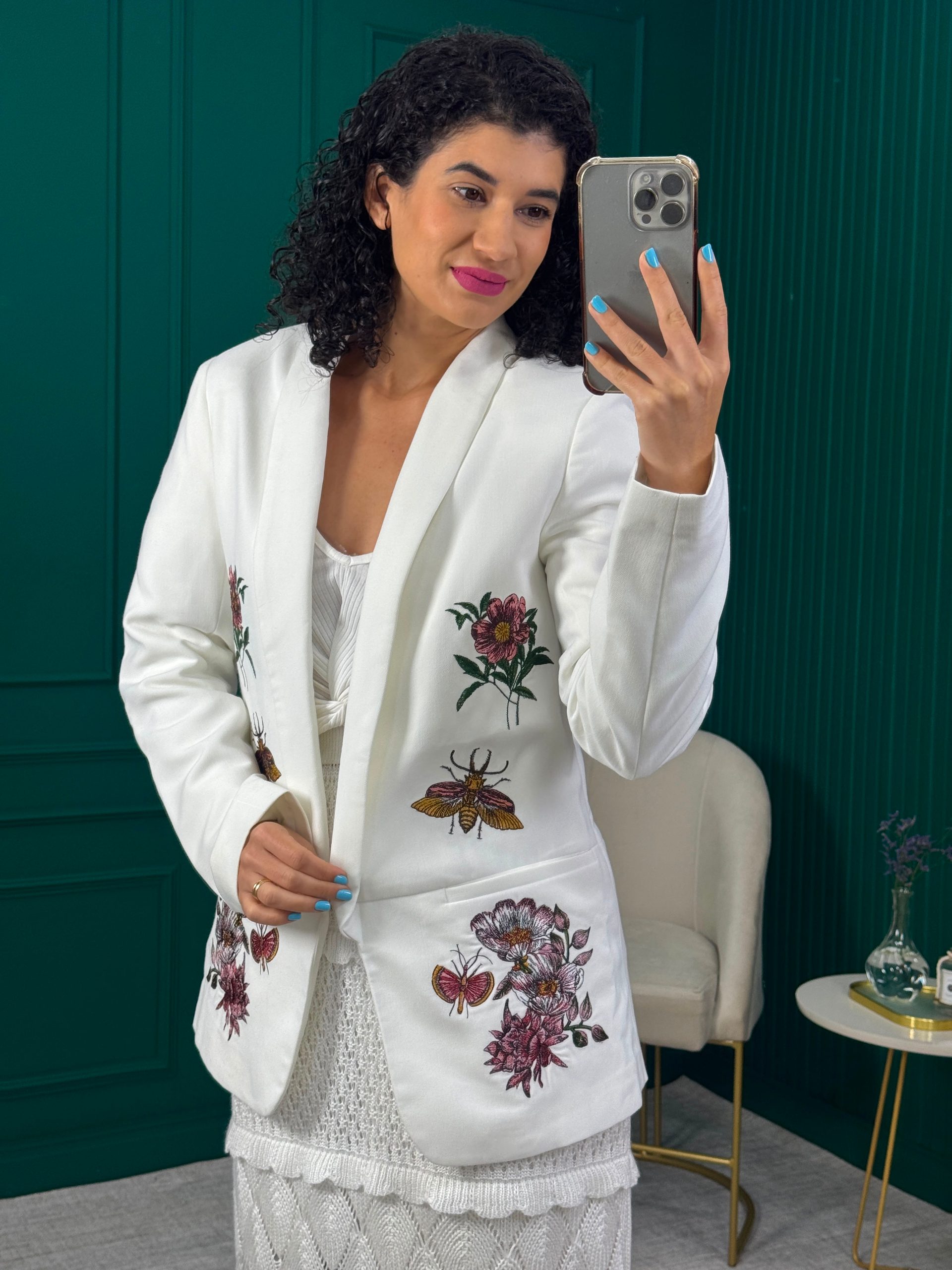 Blazer Alongado Off White Bordado Colcci