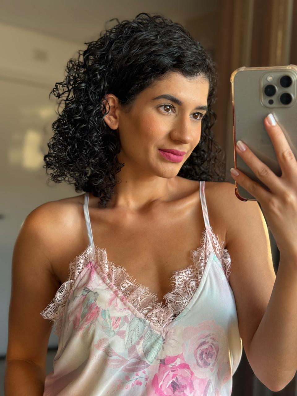 Camisola Rosa Floral com Forro Alça Regulável e Renda Chantilly - Perfect Way