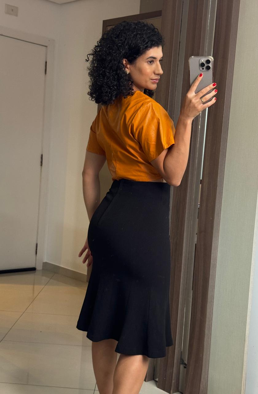 Saia Midi Alfaiataria Preta com Zíper - H&M
