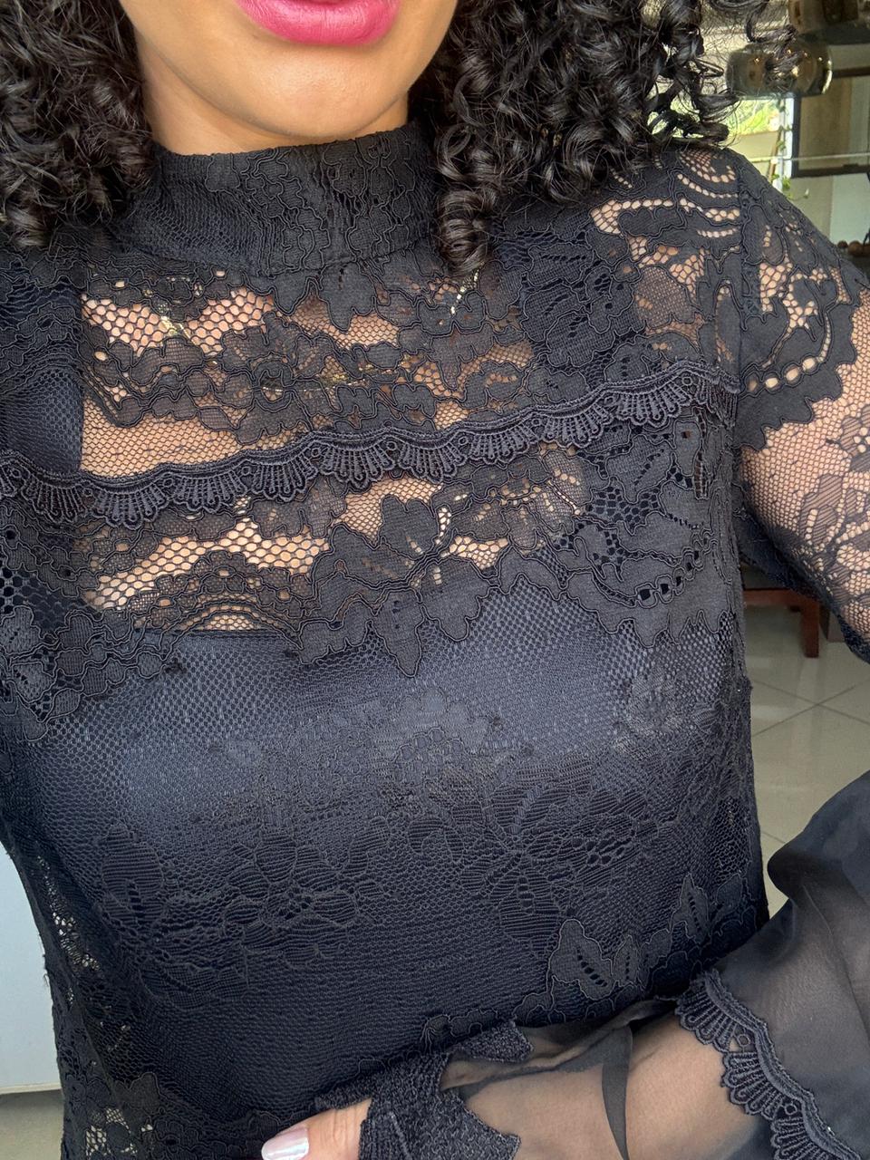 Blusa de Renda Preta - Shunk