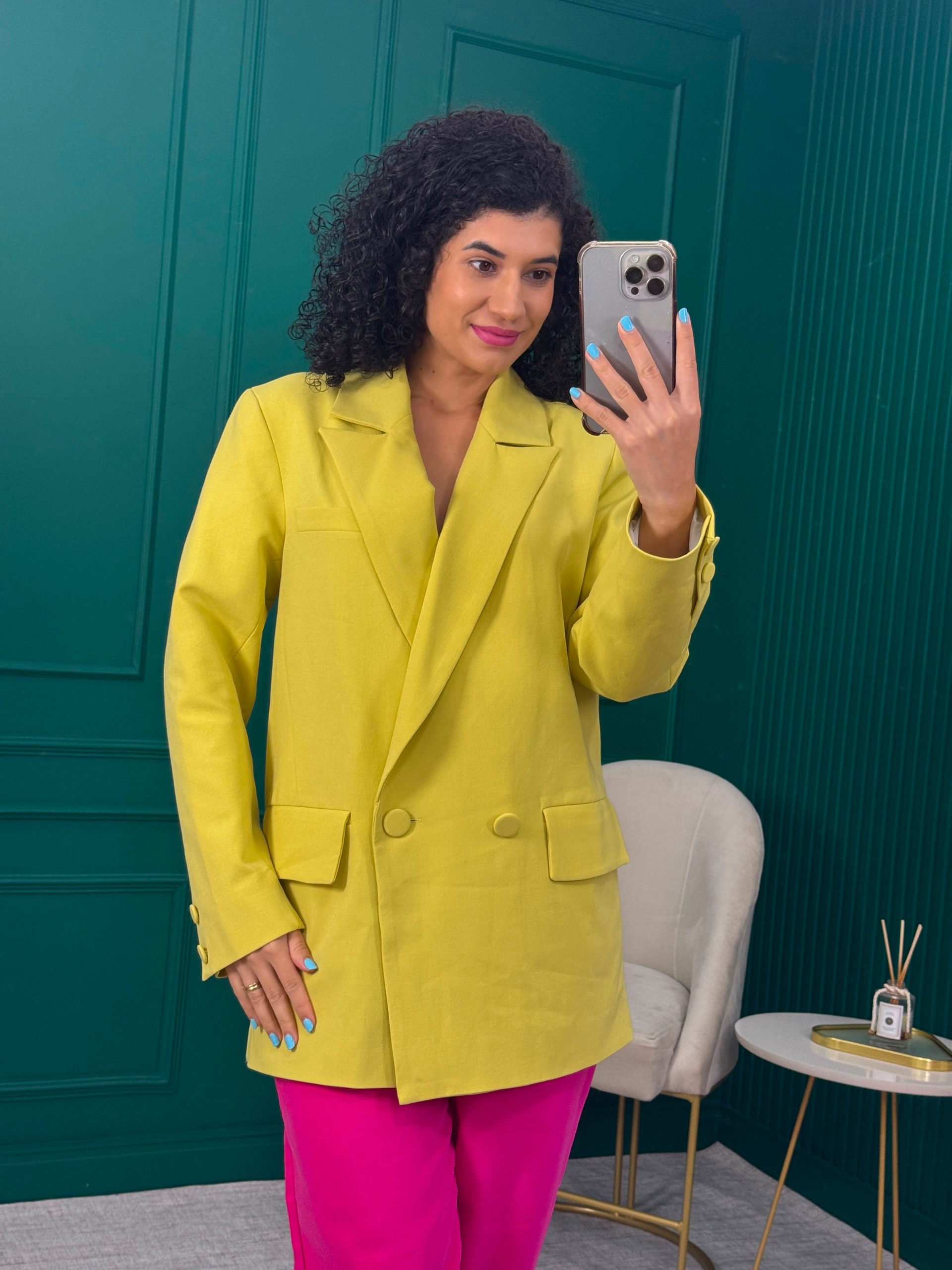 Blazer de Alfaiataria Amarelo com Ombreira e Forro - CorDoce