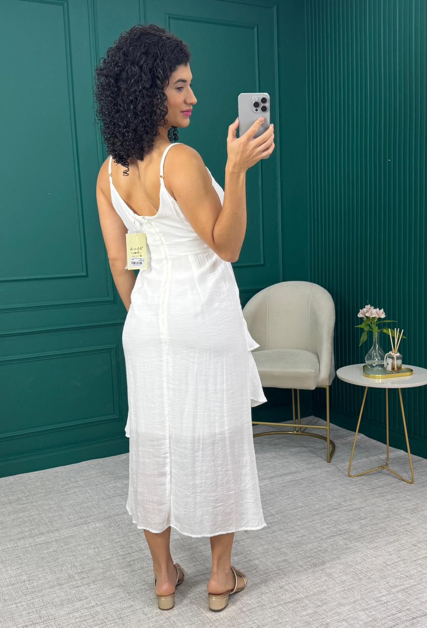 Vestido Midi Branco com Forro, Decote V, Alças Reguláveis, Zíper e Babado - Aurora