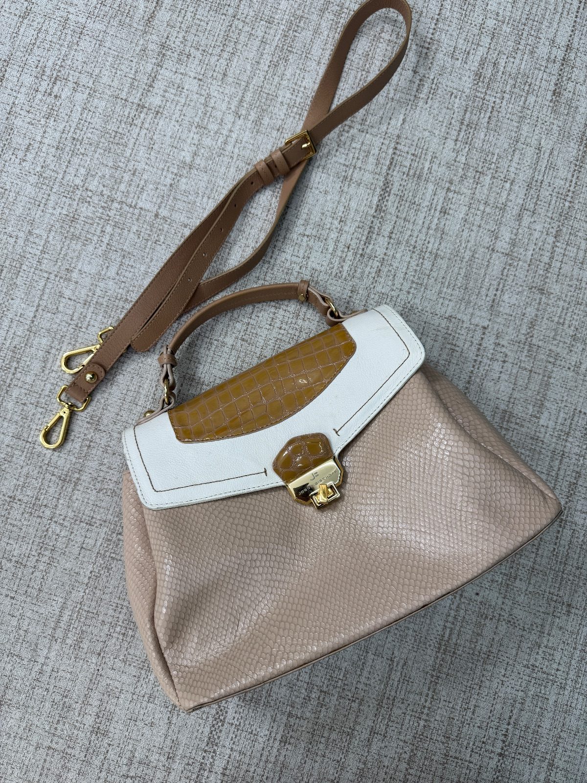 Bolsa Feminina em Couro Textura Cobra e Croco Bege com Off White - Jorge Bischoff
