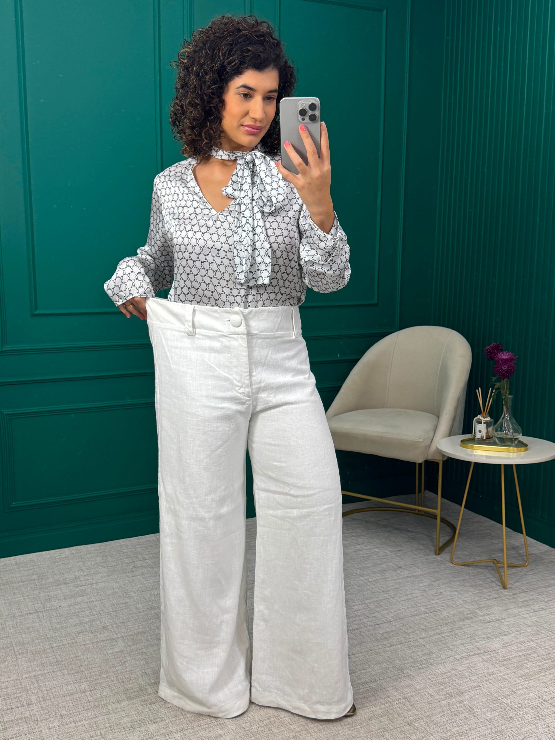 Calça Pantalona Branca em Linho com forro - Chuá