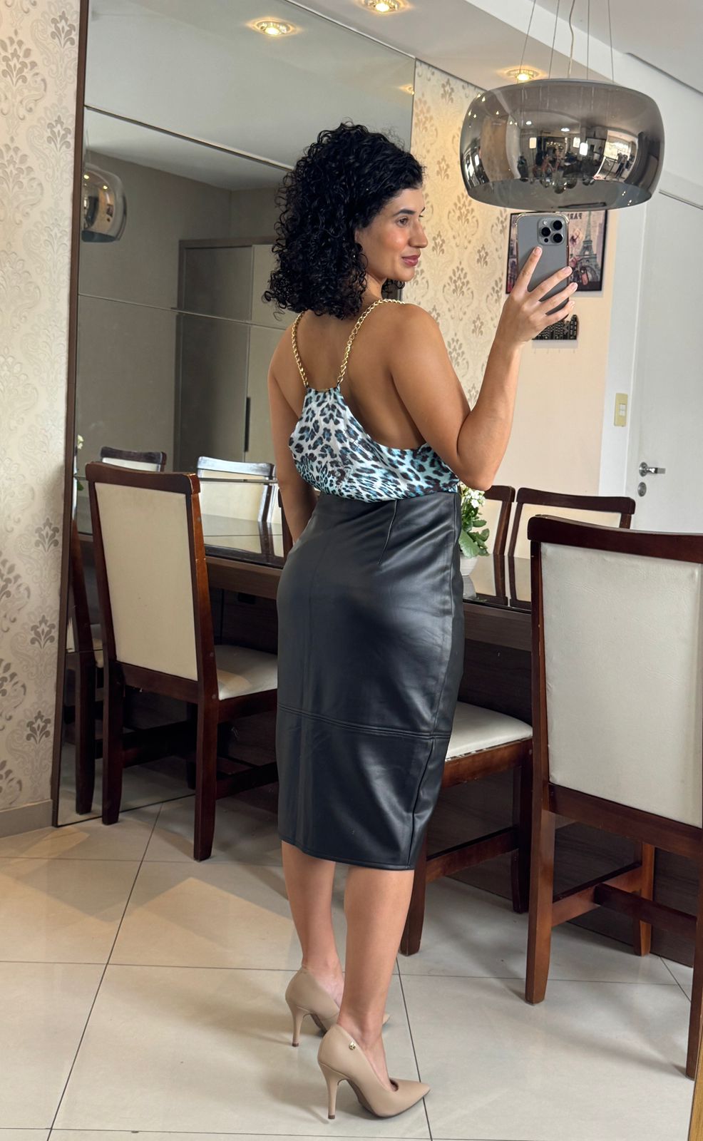 Saia midi preta PU - Dimy