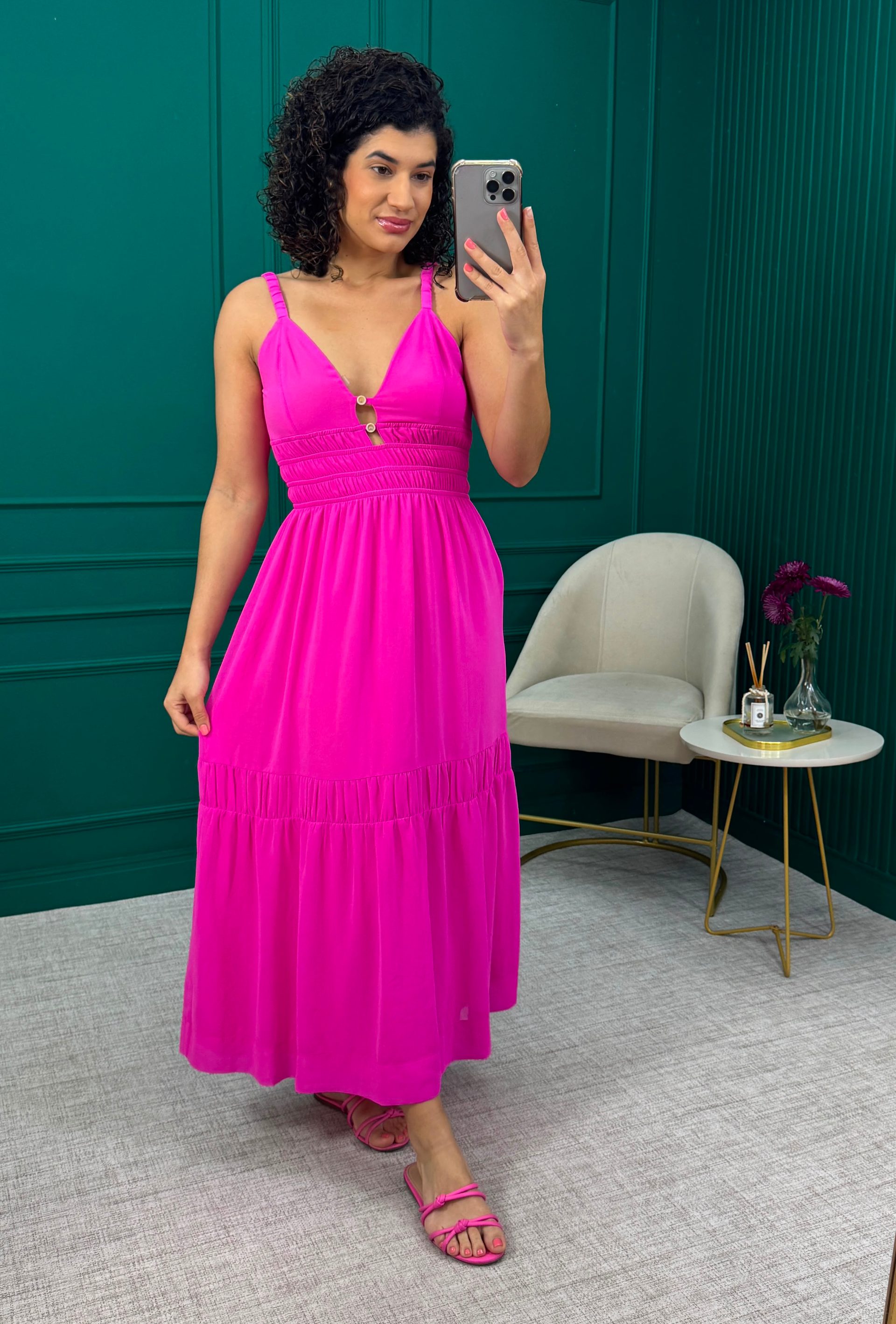 Vestido Rosa em Chiffon com Lastex e Forro - Oxo Paxo