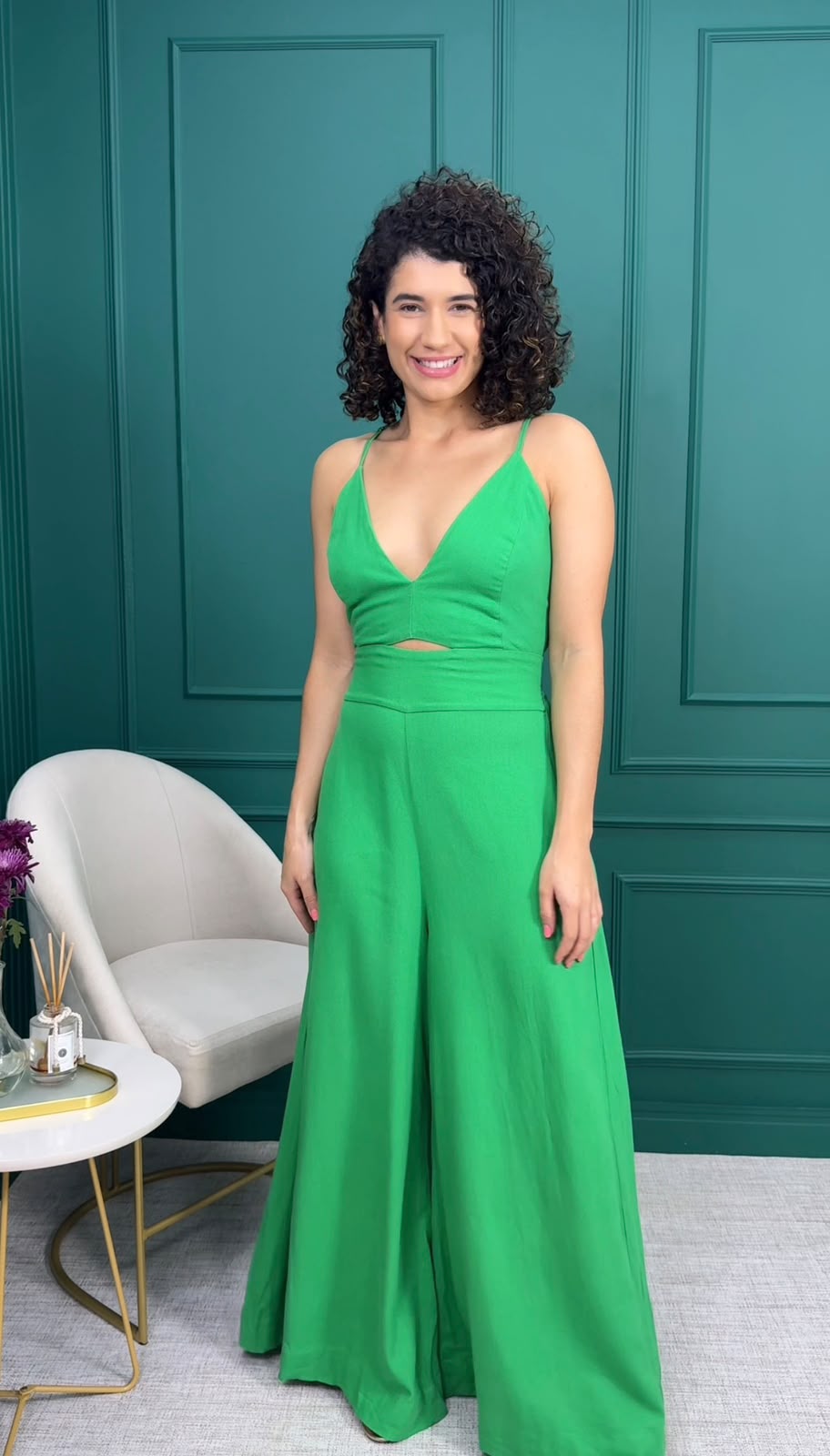 Macacão Pantalona Verde em Viscose e Linho com Recorte - Chuá