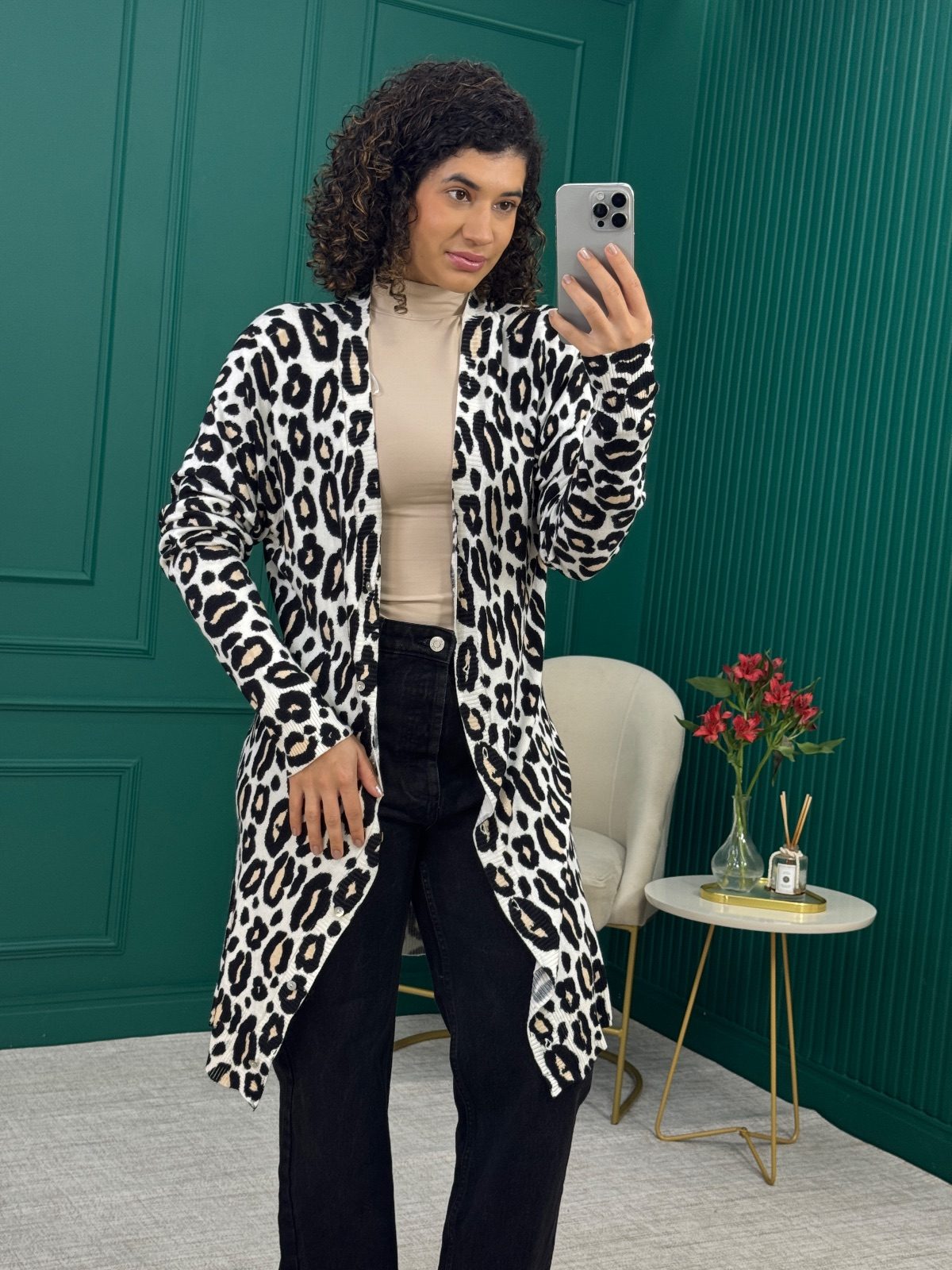 Cardigan Alongado de Tricô com Estampa Animal Print de Onça - Morina