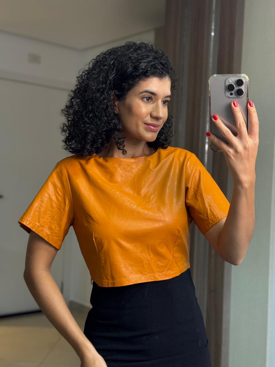 Cropped de PU Laranja com Zíper e Manguinha - Dot