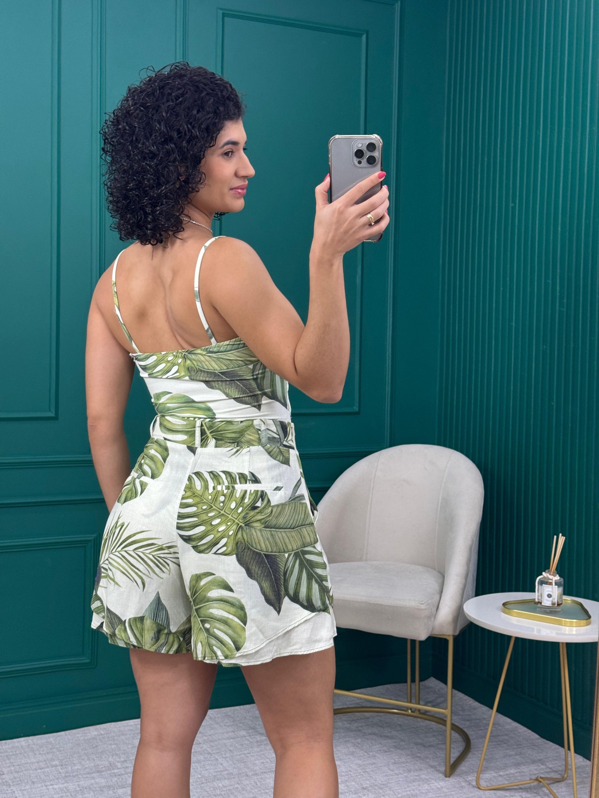 Conjunto de Body e Shorts Verde com Estampa Costela de Adão - Ave Rara