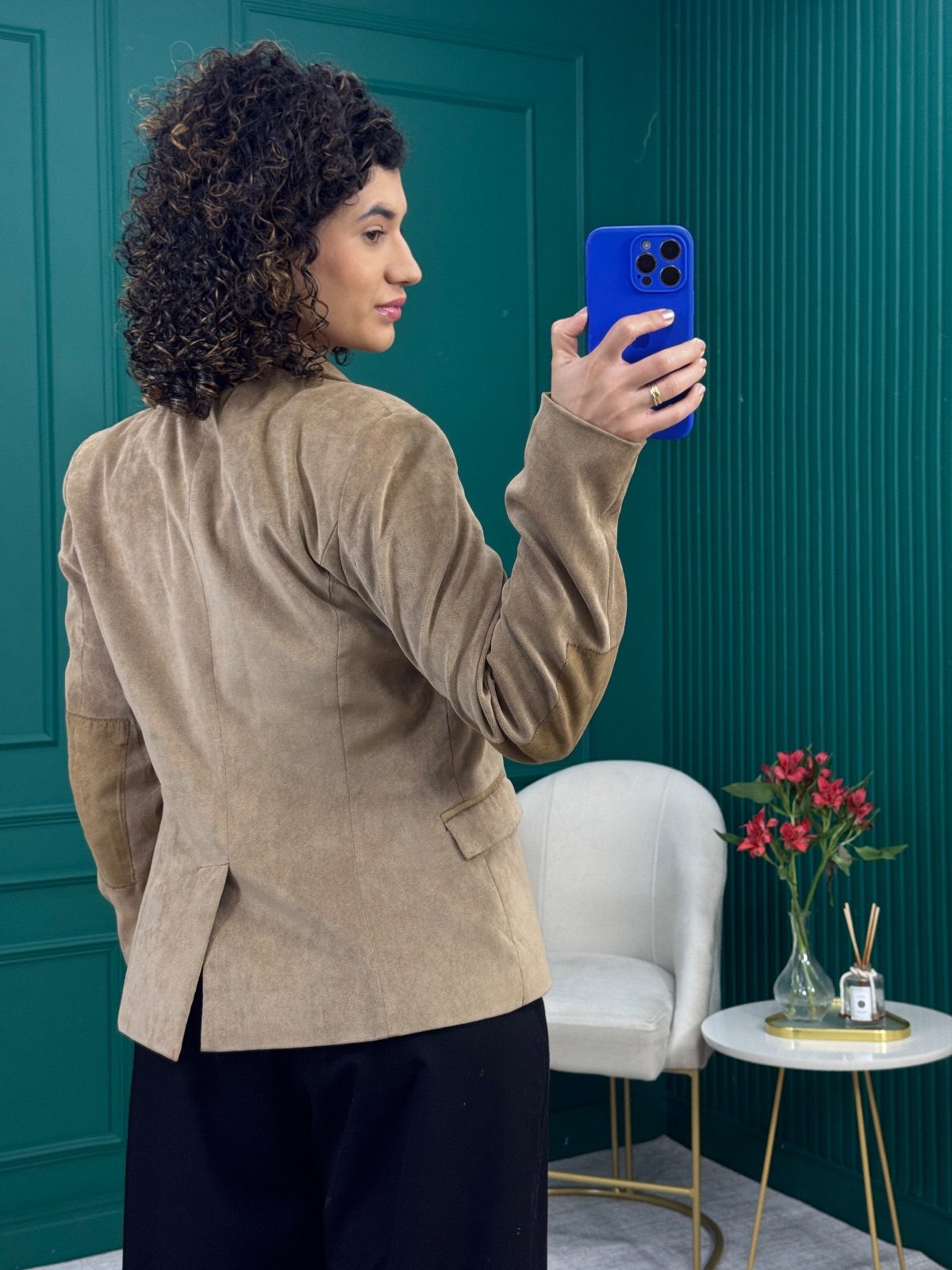 Blazer Bege com Ombreira, Forro e Cotoveleiras - Edex