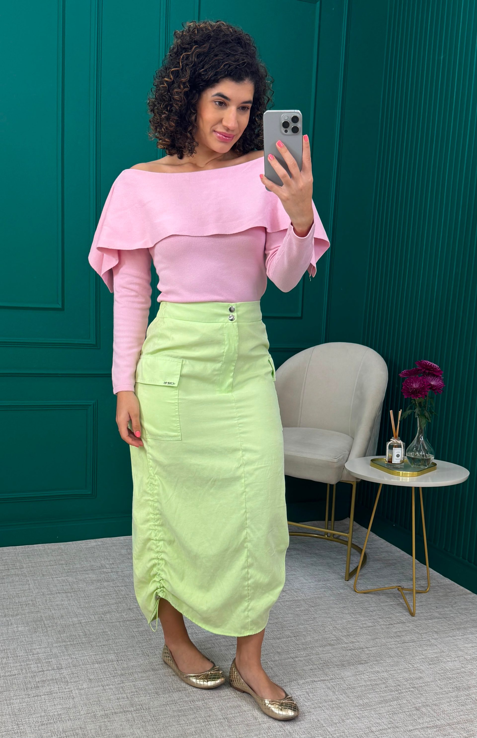 Saia Midi Lima em Tactel com Bolsos Cargo - Dimy Candy