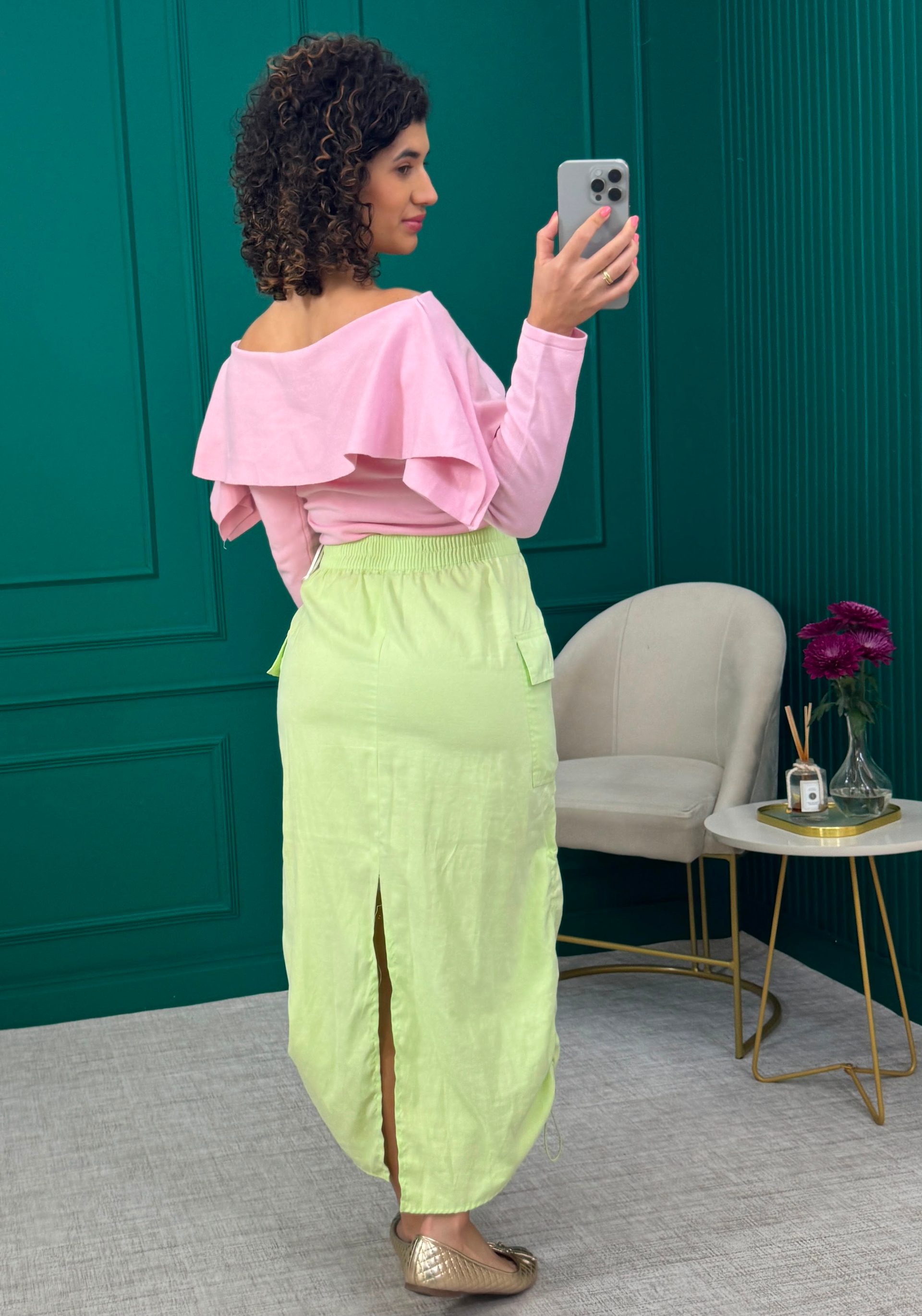 Saia Midi Lima em Tactel com Bolsos Cargo - Dimy Candy