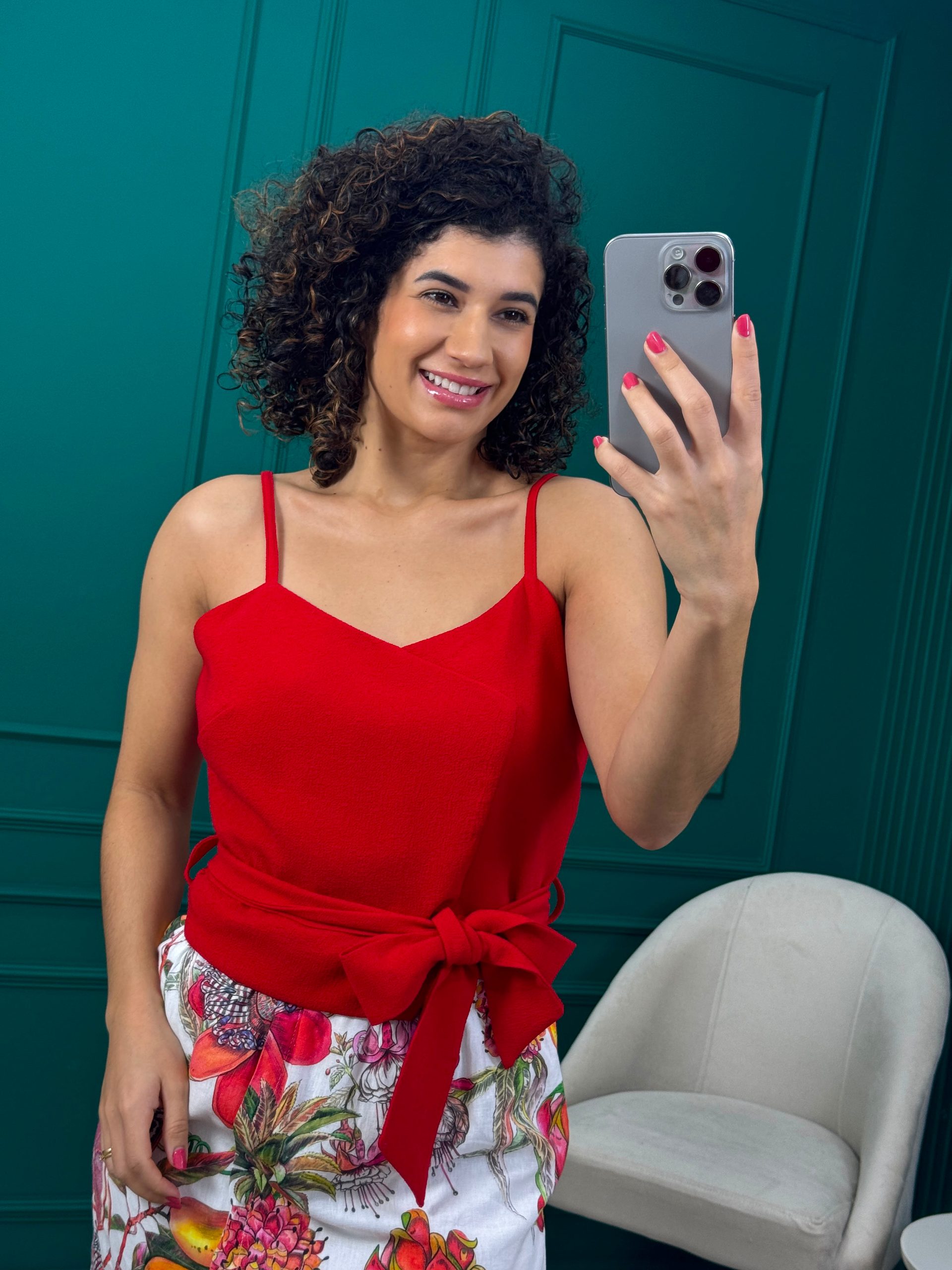 Cropped Vermelho com Forro, Alças Reguláveis e Cinto - SK