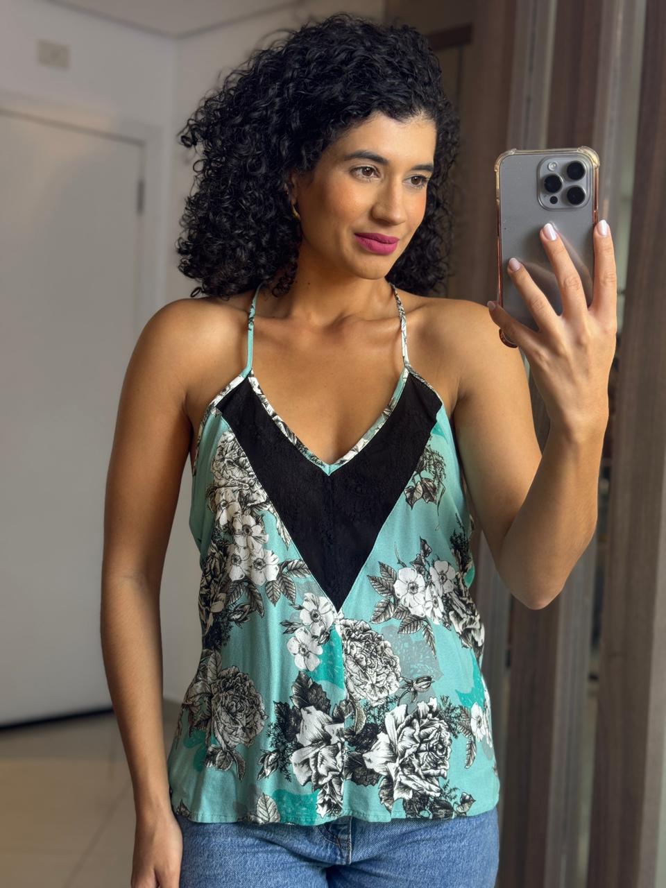 Regata Azul Claro Floral com Alça, Renda e Pedraria - Colcci