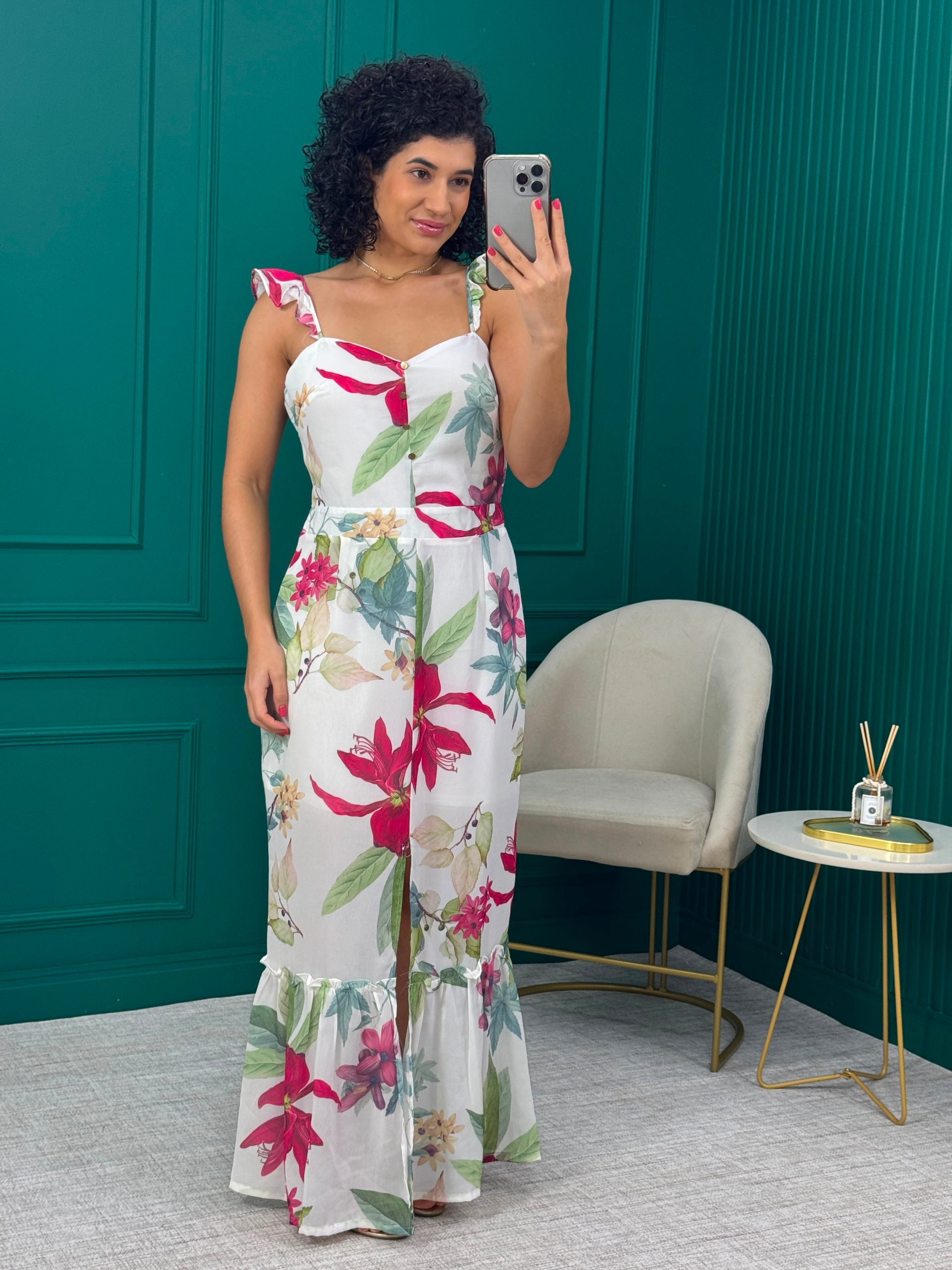 Vestido Longo Floral em Chiffon com Fenda