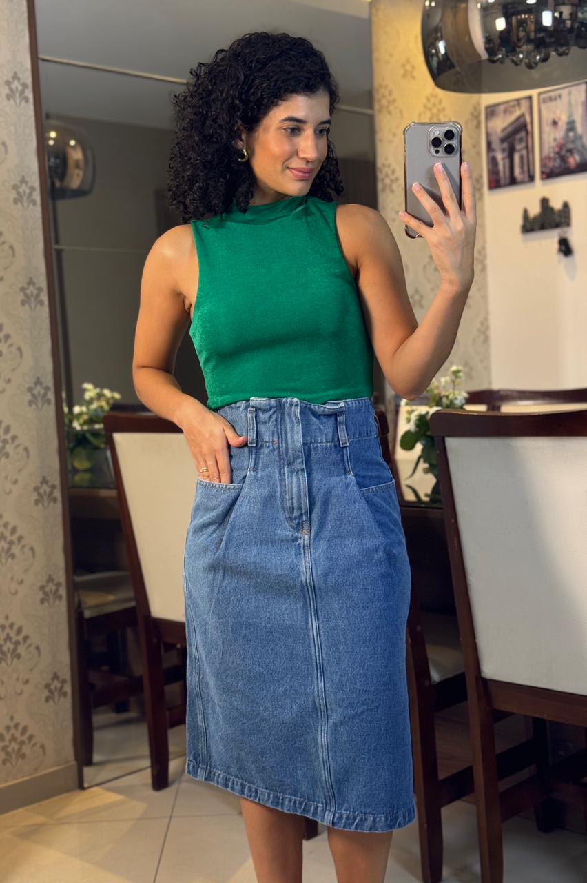 Saia midi jeans 100% algodão com fechamento interno
