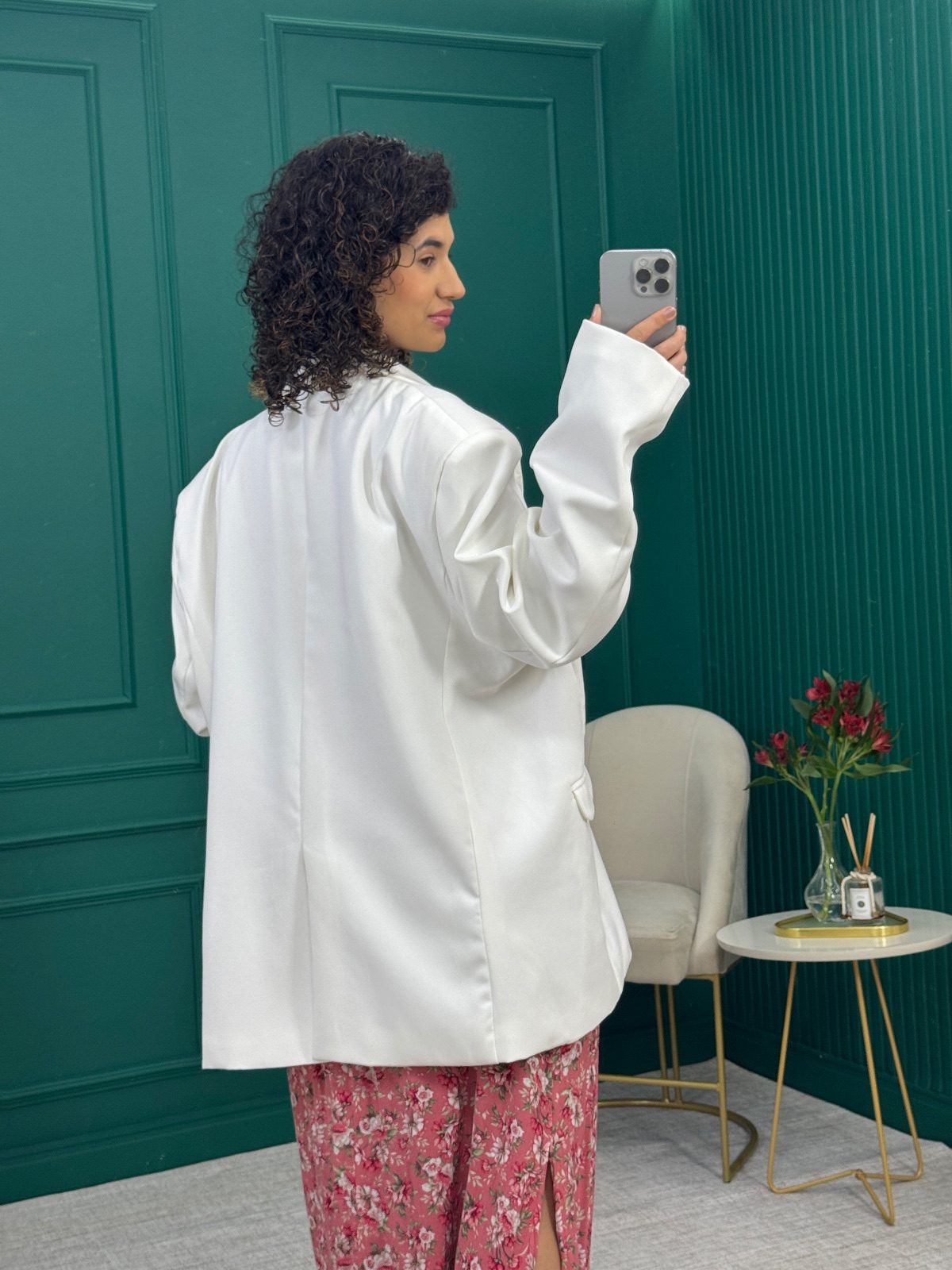 Blazer Off White com Botões Forrados e Ombreira - Patricia Foster