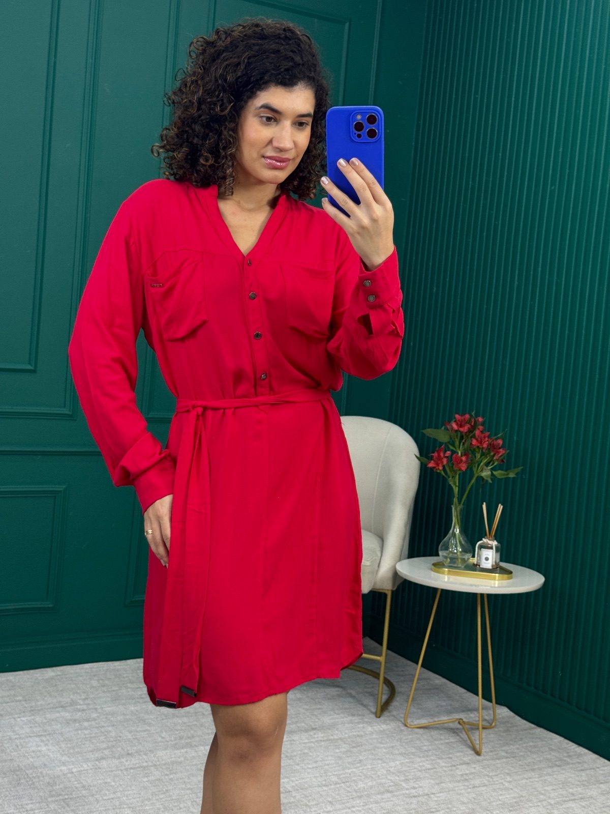 Vestido Chemise Curto Vermelho 100% Viscose com Faixa e Bolsos Frontais - Viviane Furrier