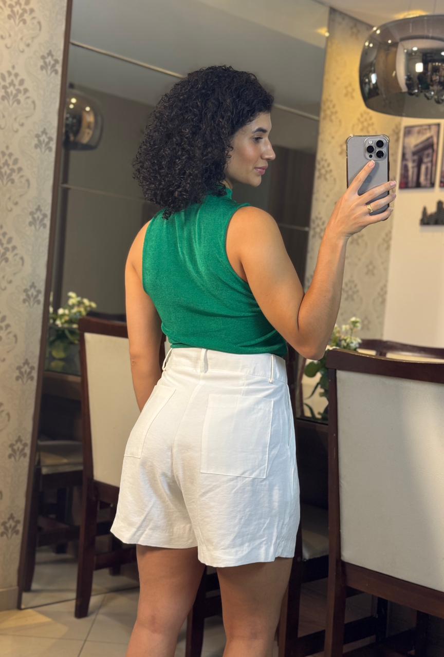 Shorts Alfaiataria Branco com Forro, Bolso Faca e Bolso Traseiro - Drica Fashion