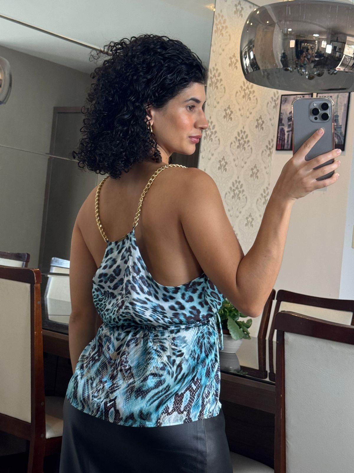 Blusa animal print azul envelope - Lança Perfume