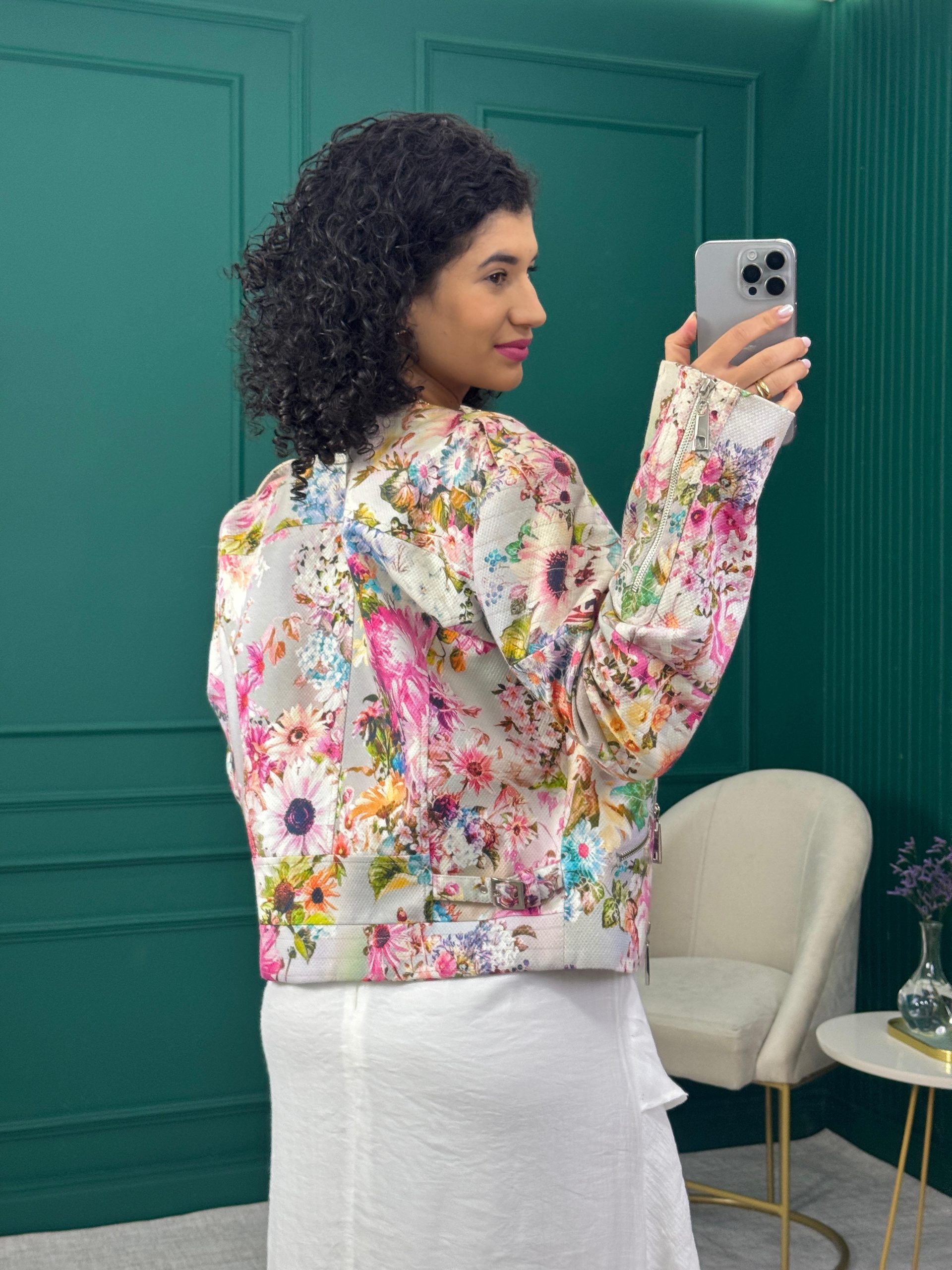 Jaqueta Floral com Zípers e Forro - Carina Duek