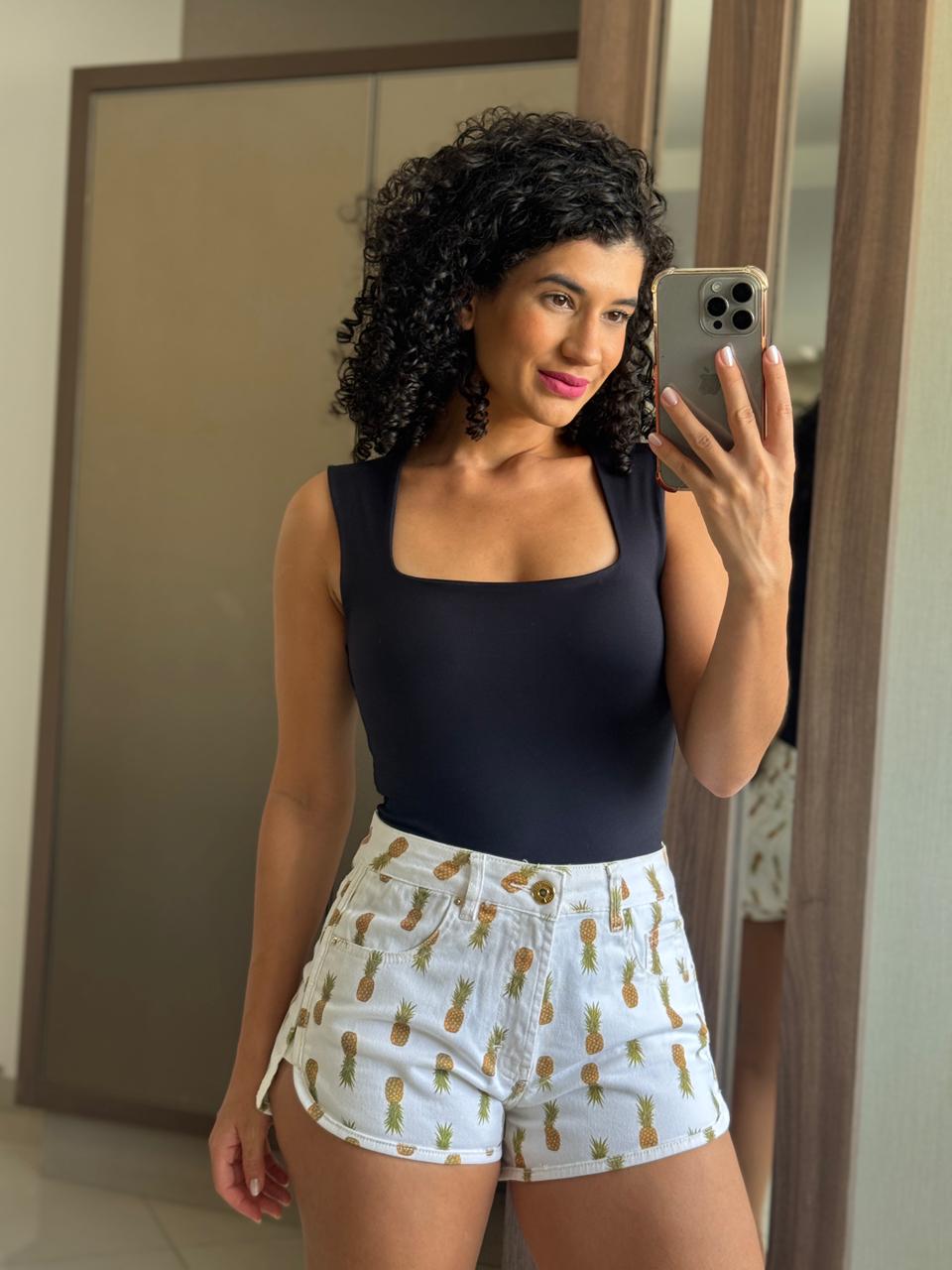 Shorts Branco estampa Abacaxi c/ Elastano - Litt`