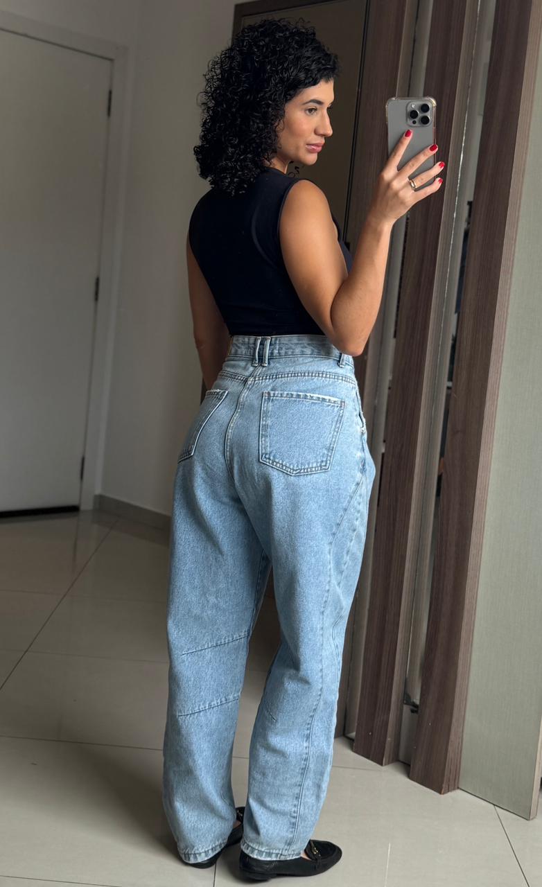 Calça Jeans Slouchy 100% Algodão com Recortes e Prega - Chuá