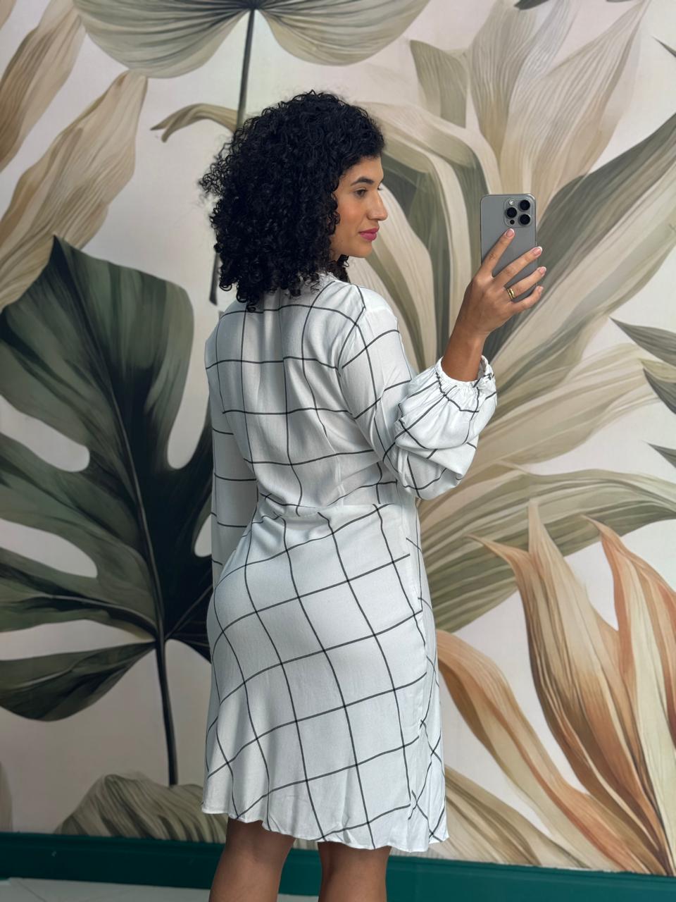 Vestido Viscose P&B com Forro, Ziper e decote V - FYI